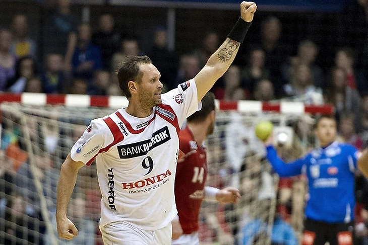 Судьба человека. Ларс Кристиансен. Стать легендой "Фленсбурга" и сборной Дании и перенести тяжелую депрессию, изображение №1