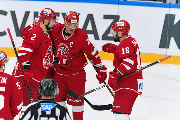 Семин все еще топ-игрок: прибил «Салават» дублем. Второй гол – победный за минуту до конца