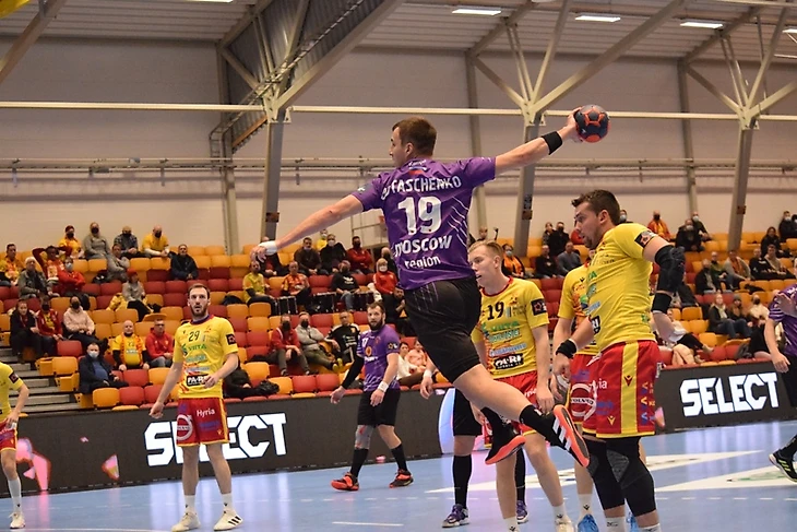 Европейская лига. Лучше поздно, чем никогда. Первая победа "медведей", изображение №1