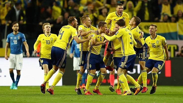 Шведы радуются