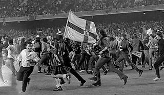 49 лет назад “Рейнджерс” играли с “Динамо” в скандальном финале Кубка Кубков