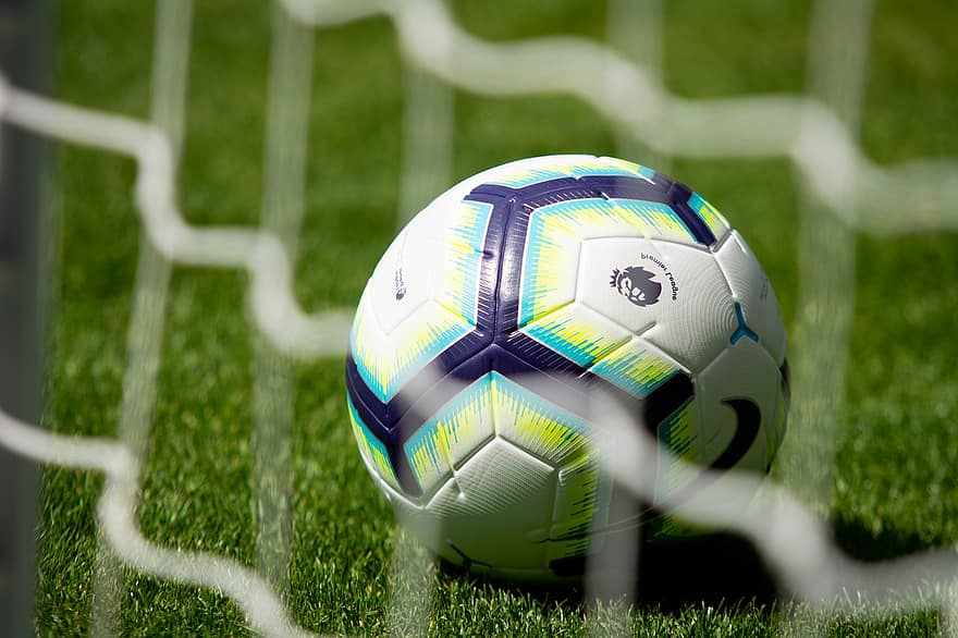 Самые результативные сезоны Премьер-лиги