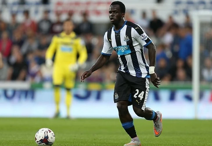 Тиоте с мячом