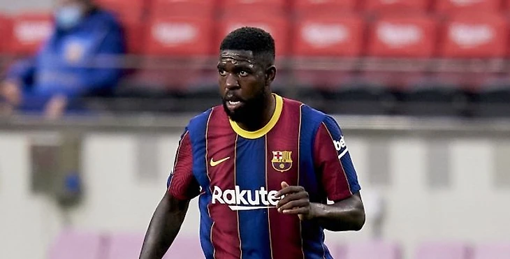 Футболист «Барселоны» перепутал носки (фото)