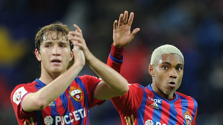 ВИТИНЬЮ (справа) и МАРИУ ФЕРНАНДЕС. Фото Александр ФЕДОРОВ, &quout;СЭ&quout;