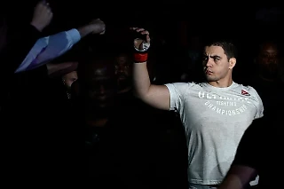 ​Соперник Алексея Олейника весил 165 кг в 13 лет и мог умереть от ожирения. Сейчас он фаворит в бою с россиянином