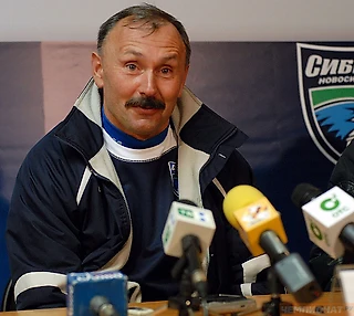 Он подарил Новосибирску футбольную сказку. Игорю Криушенко - 55!