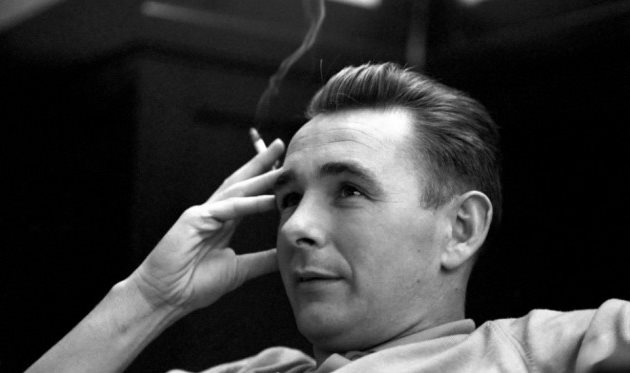 «Когда пробьет мой час, парню на небесах придется отдать свое любимое кресло.» - Брайан Клаф ©