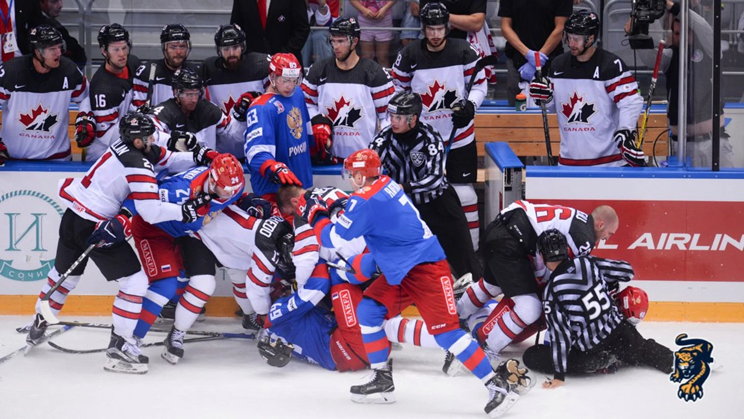 Потасовка в матче против Канады