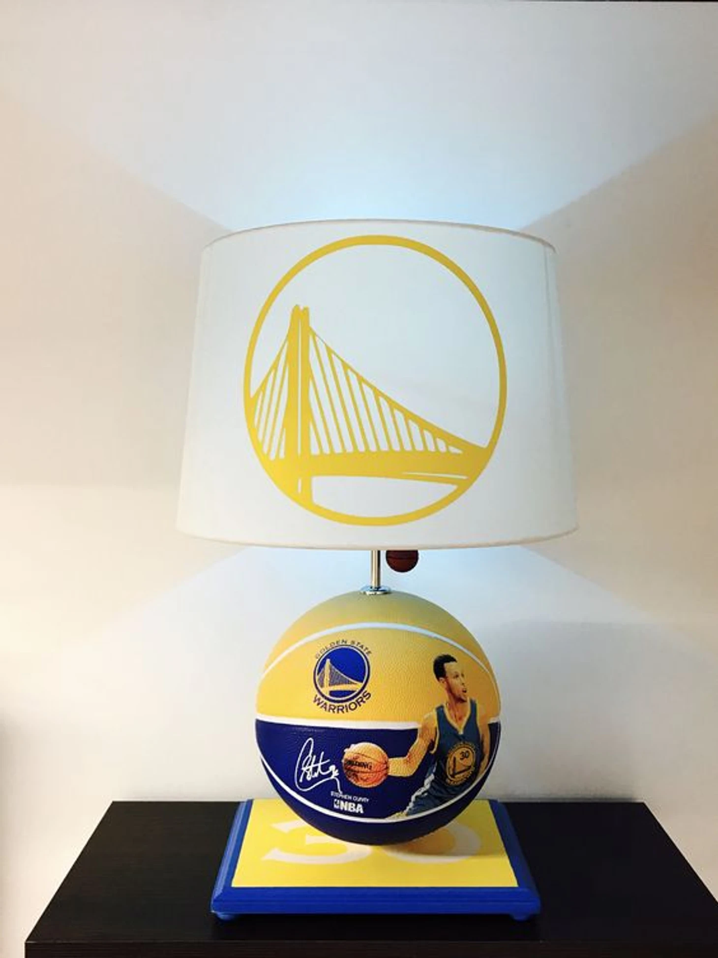 лампа Карри