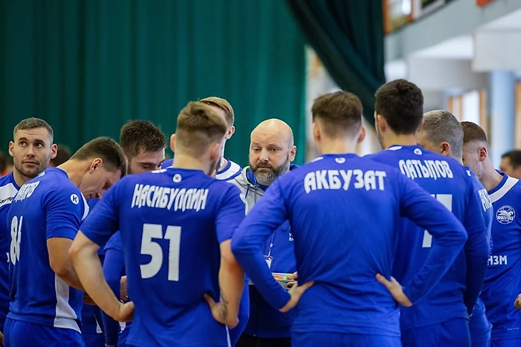 Чемпионат России. Чувствуйте себя как дома. "Акбузат" выиграл у "Каустика". Второй раз за 11 дней!, изображение №2