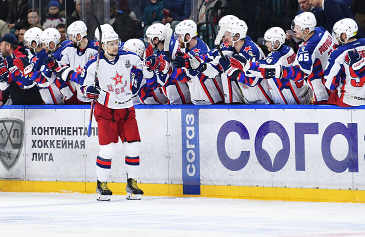 ЦСКА в финале – благодаря дублю Плотникова. Летом его выставили из «Магнитки» – теперь он будет биться с ней за Кубок Гагарина