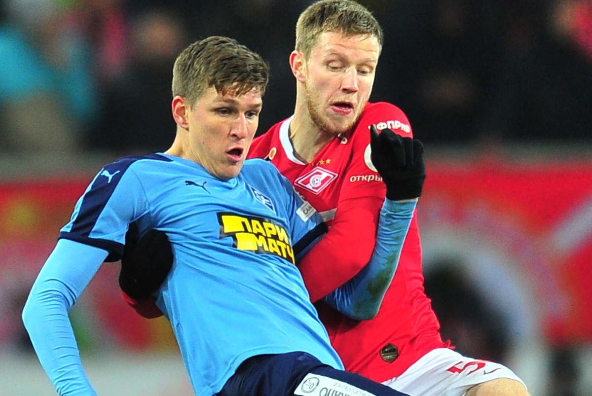 «Утром тренировал детей за 1000 рублей, а вечером тренировался сам»