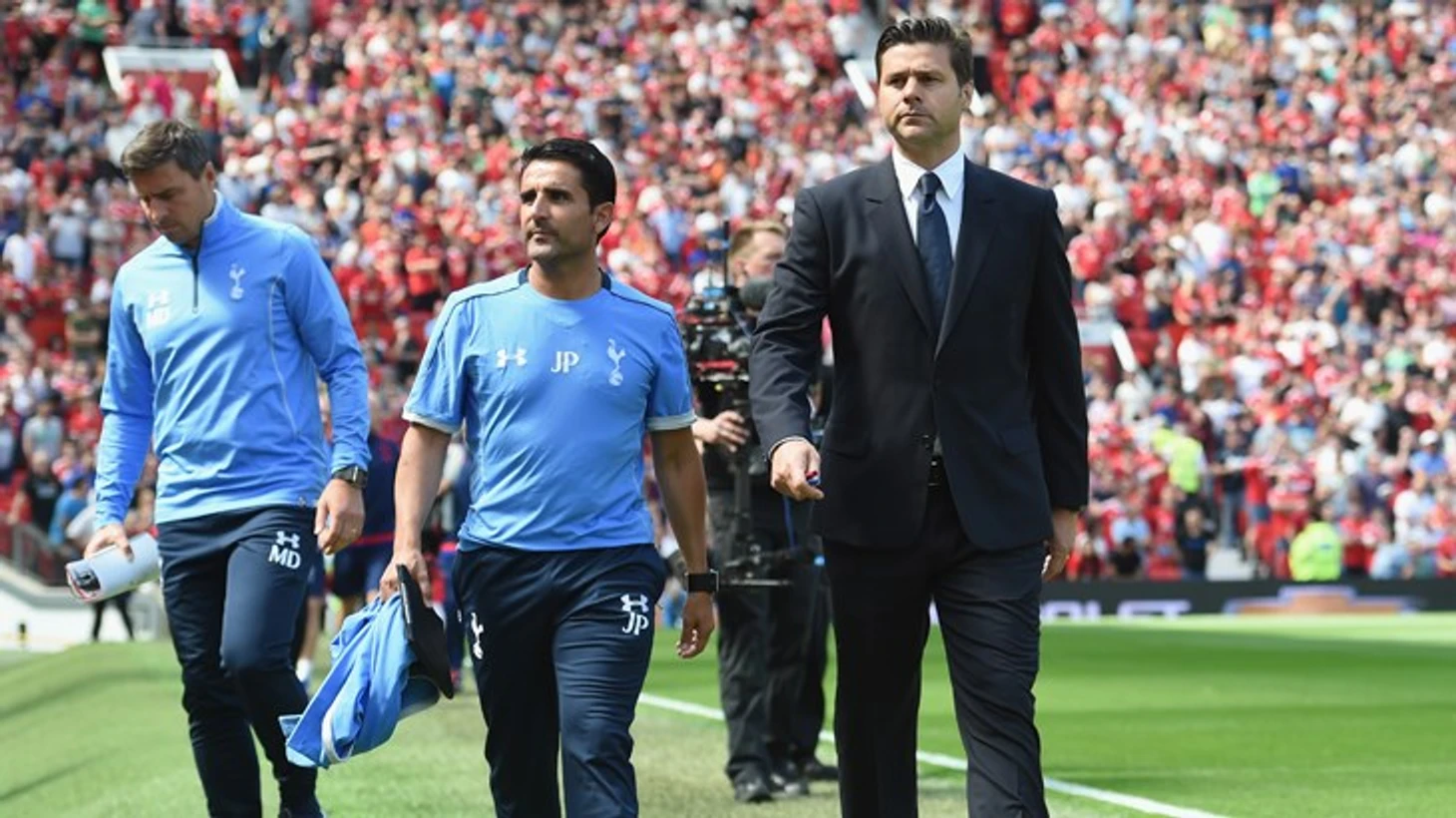 Д'Агостино, Перез, Почеттино