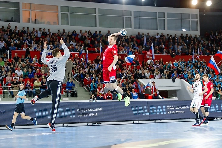 Звонок звезде. Роланд Миклер: "После проигранного "Виве" финала хотелось убить себя и остальных", изображение №5