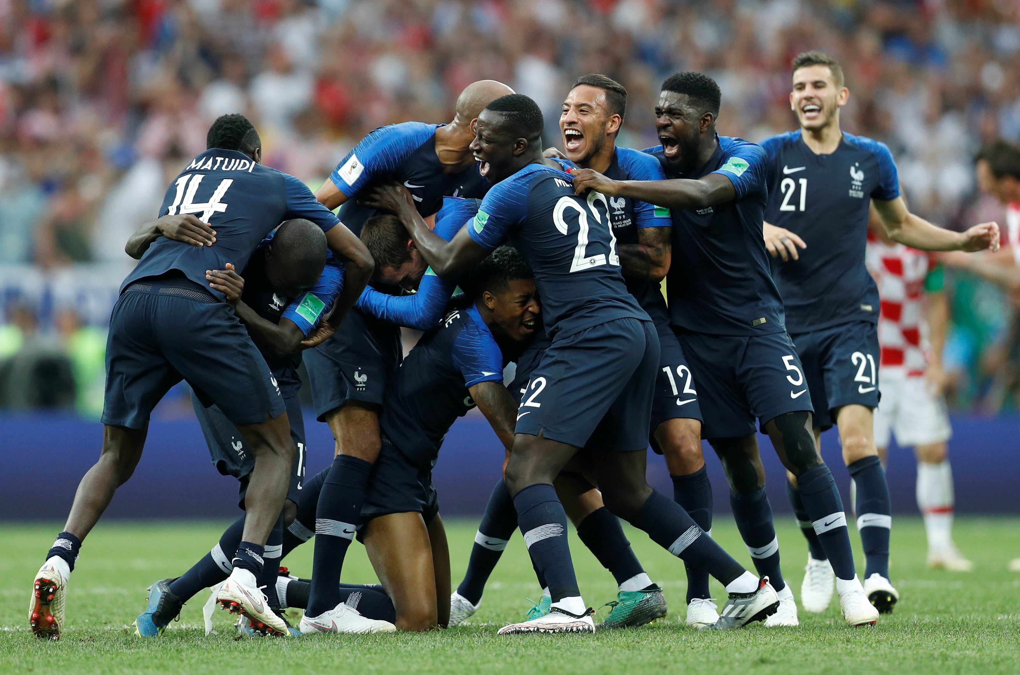 Кто забивал за французов на победном ЧМ 2018 ?