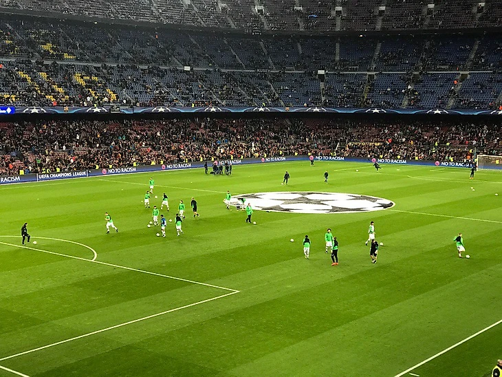 капитан Лео заводил команду