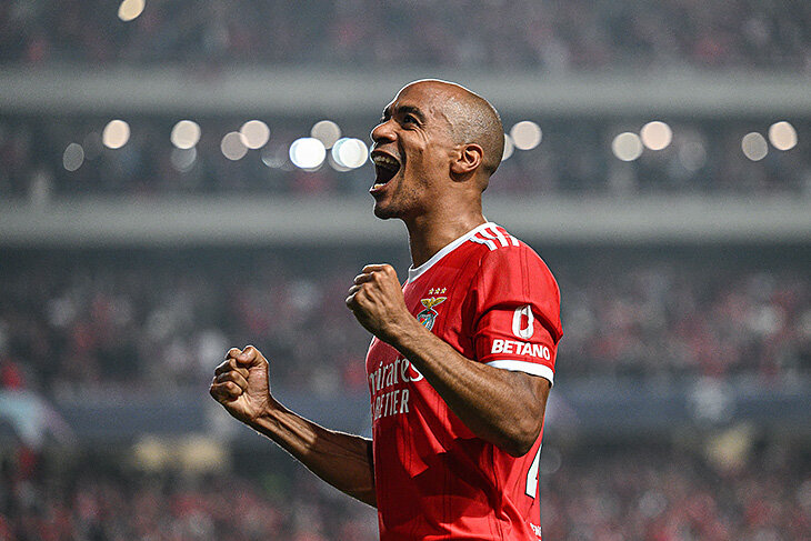 Жоау Мариу был самым дорогим новичком «Интера» в XXI веке – и громко провалился. Зато теперь тащит «Бенфику»