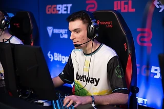 Молодой талант, который не смог. История карьеры Plopski