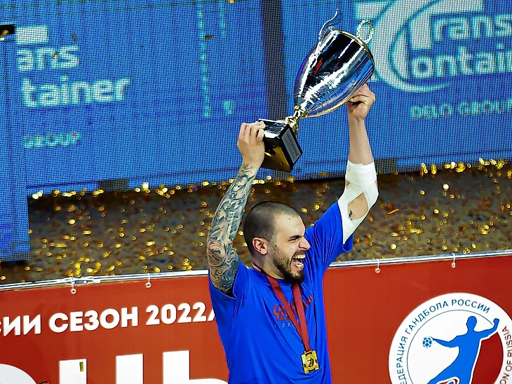 Olimpbet Суперлига. Дмитрий Киселёв: "В "золотом" матче в основном раздавал передачи — руку берёг", изображение №3