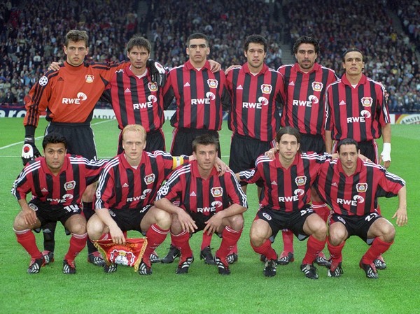 Байер (Леверкузен): финалисты Лиги чемпионов-2001/2002