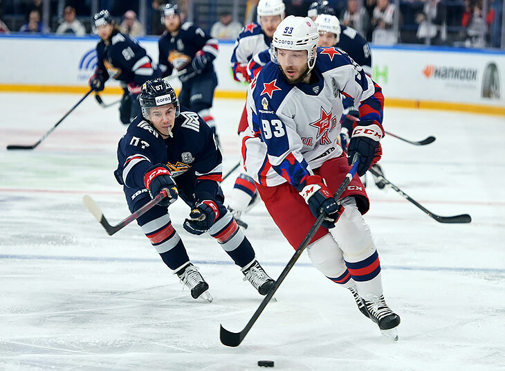 «Магнитка» начала финал с провала в атаке. Проигрывала полматча, но даже перебросать ЦСКА не смогла