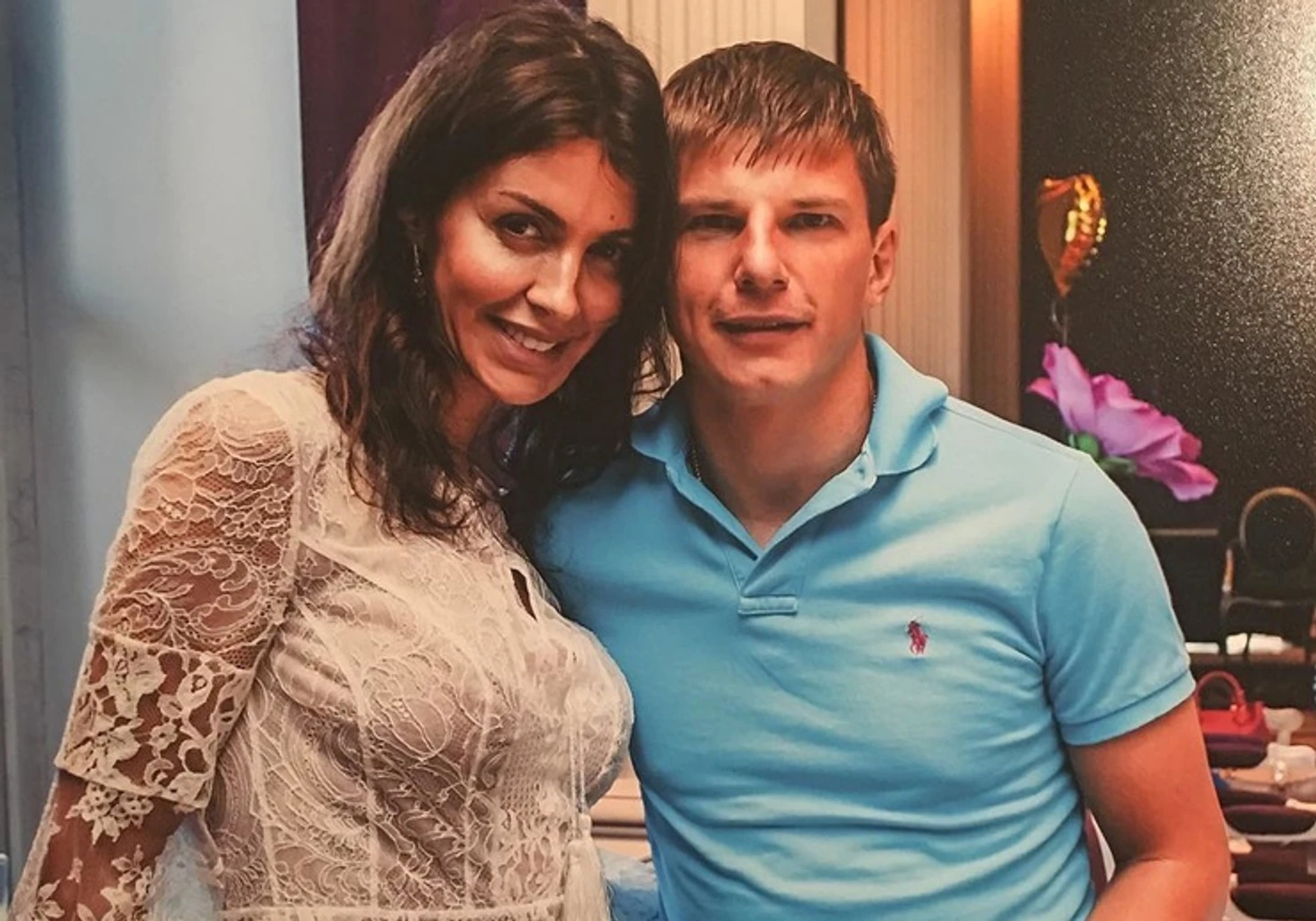 https://photobooth.cdn.sports.ru/preset/post/9/3b/6015a50d44c178e6892b6ffa69ca5.jpeg