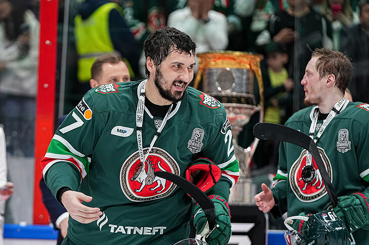 Кириллу Петрову тотально не везет в финалах. Проиграл 5 (!) раз, был в чемпионской команде, но его фамилии нет на кубке