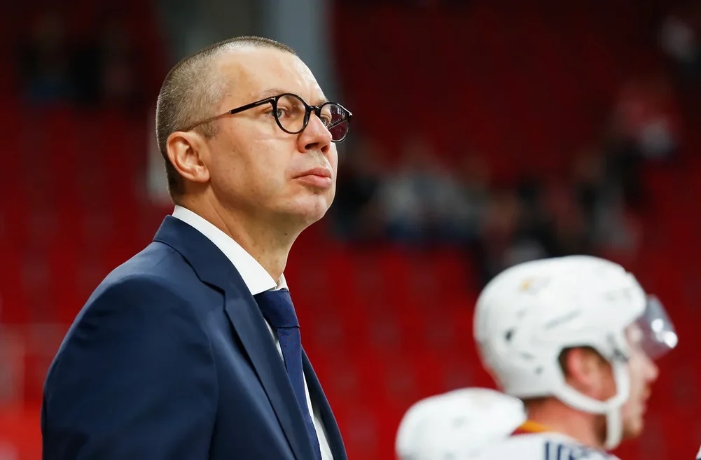 Предстоит ещё много работы: «Металлург» уступил в первой игре под руководством Ильи Воробьёва