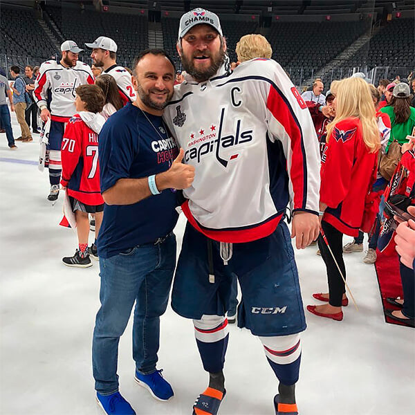 «Иностранцы обещают русским ребятам первые раунды – а потом они нигде и никак». Агент из России добрался до НХЛ