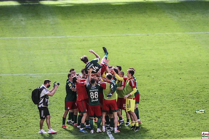 Локомотив - Урал. Фото: Дмитрий Бурдонов / Loko.News