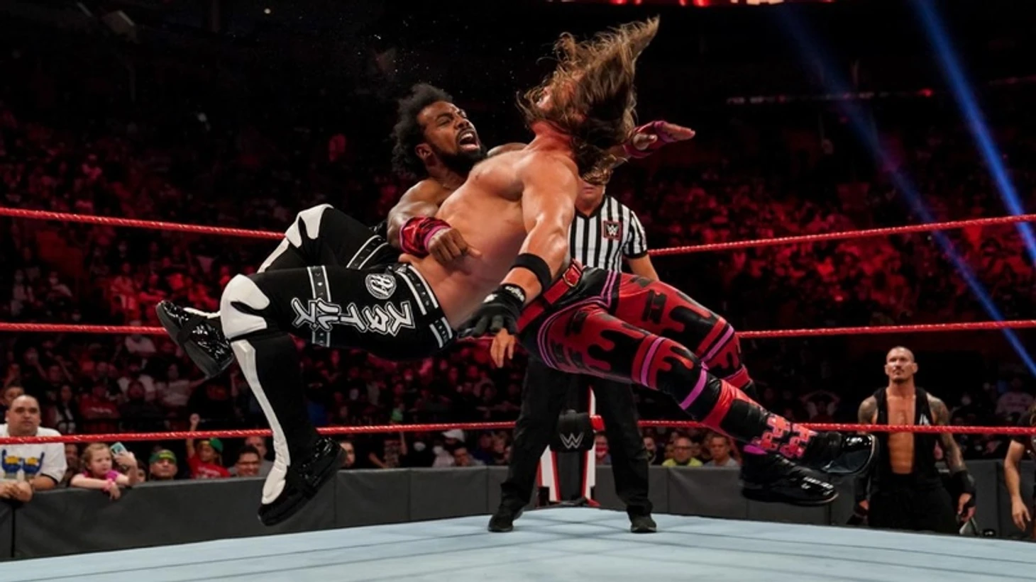 Обзор WWE Monday Night RAW 06.09.2021, изображение №23