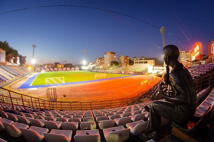 Стадион &quout;Труд&quout;