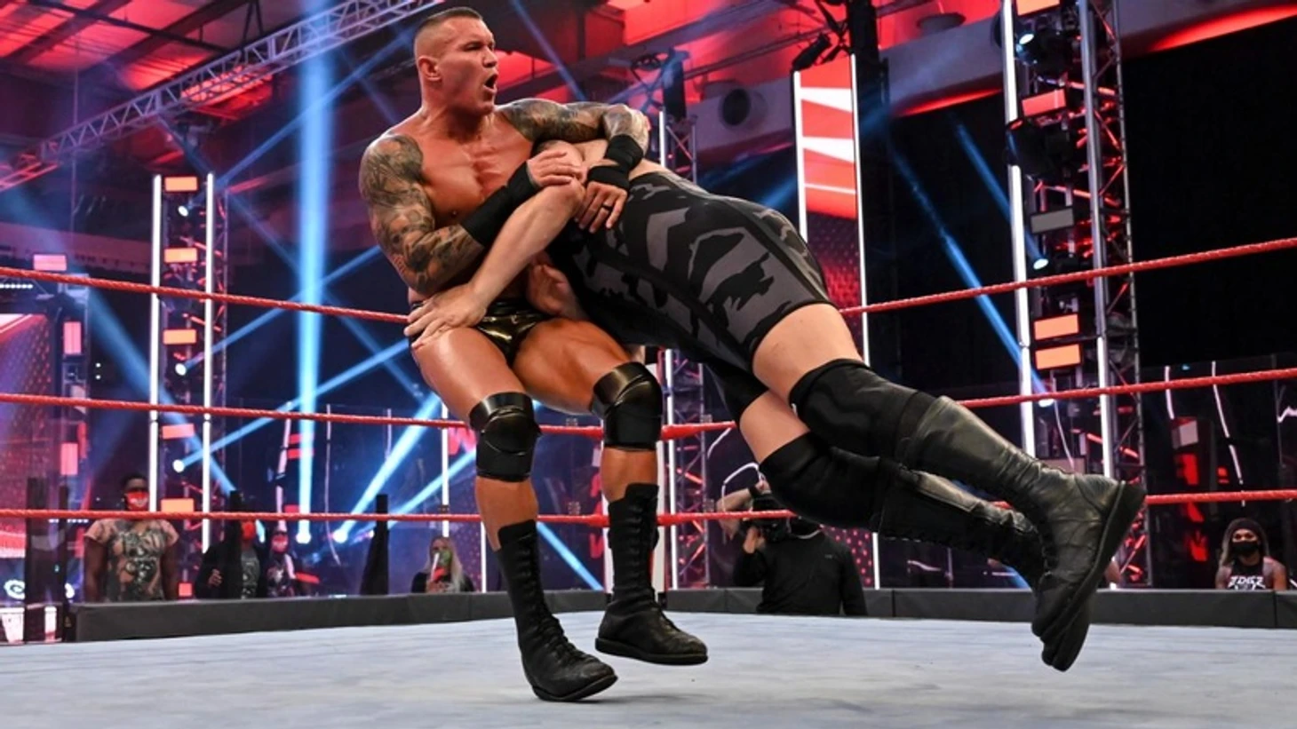 Обзор WWE Monday Night RAW 20.07.2020, изображение №23