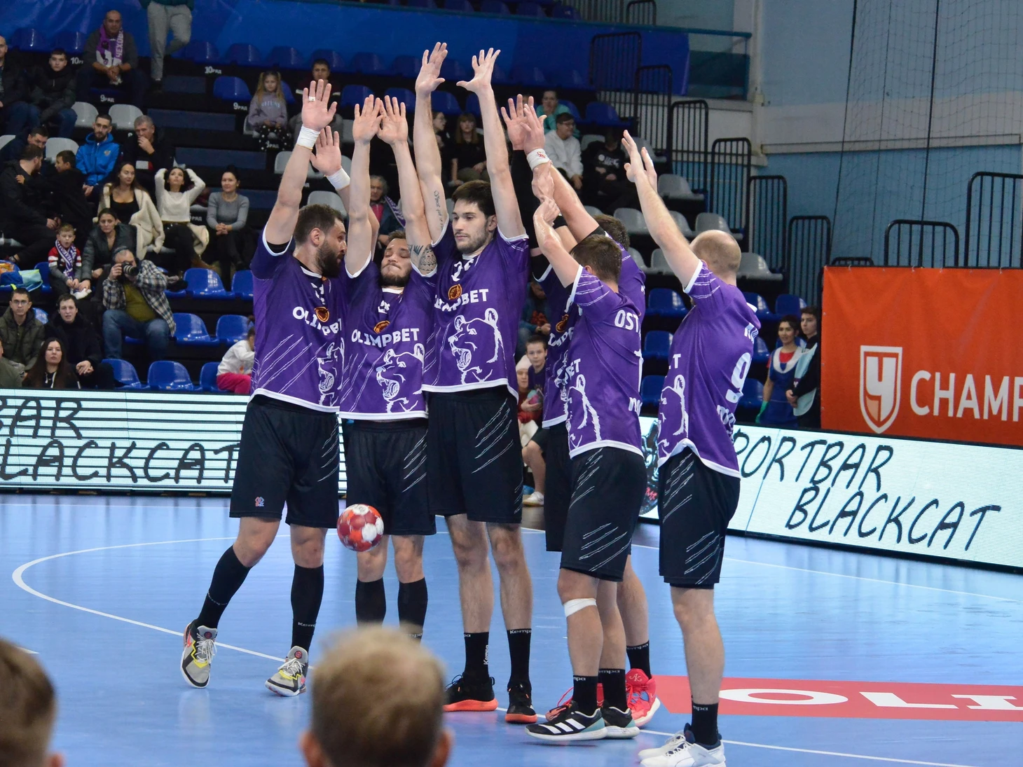 Olimpbet Суперлига. После поражения чеховцев тяжелее всего участь их будущих соперников, изображение №2