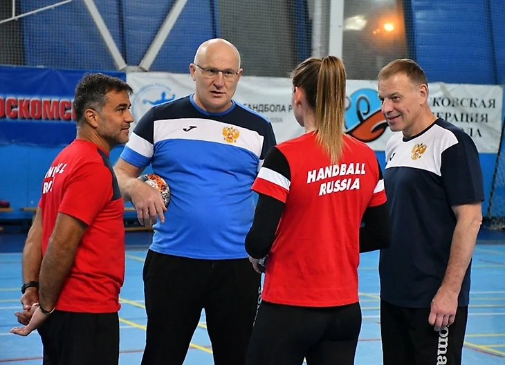 "Не стану бросать камень в огород Мартина". Интервью Алексеева после назначения. Бонус: состав на сбор!, изображение №4