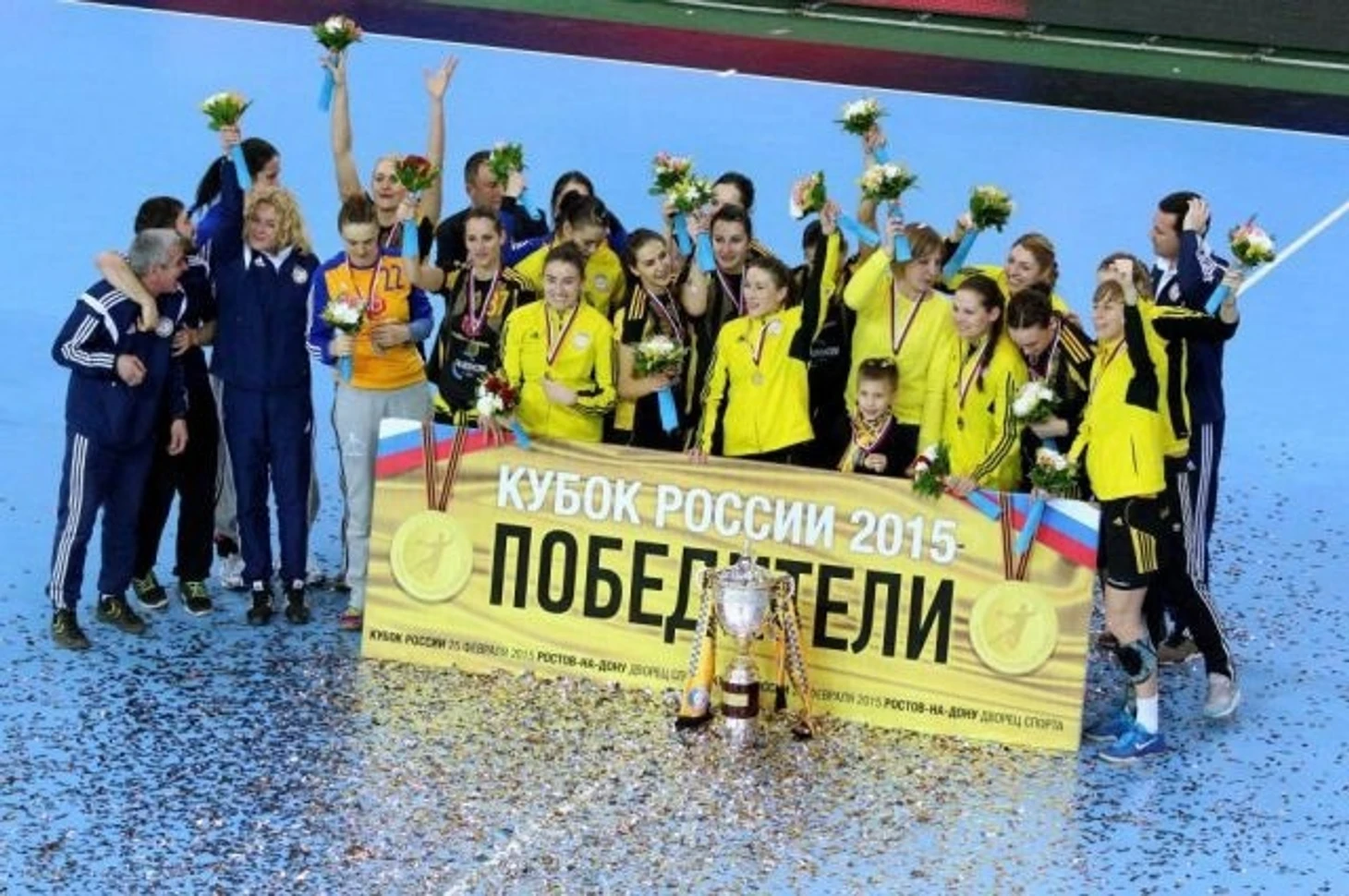 Совершеннолетний Кубок России возвращается домой. История побед "Ростова" и медалей "Лады", изображение №7