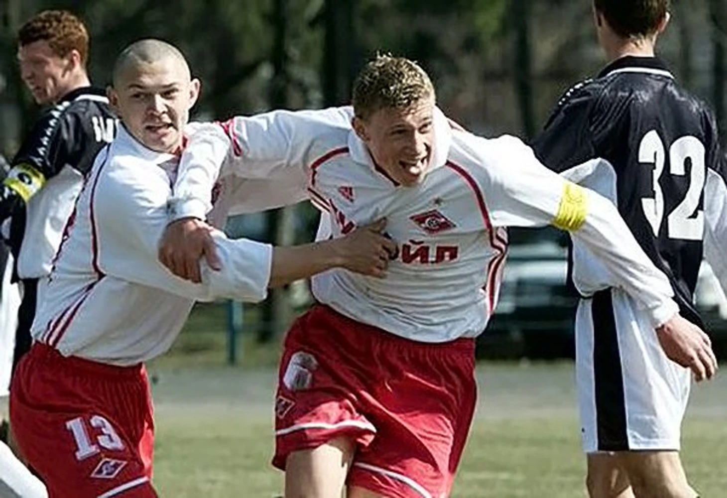 https://photobooth.cdn.sports.ru/preset/post/9/87/80e7beb4c4a0fa56f084ca48940e0.png