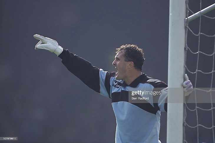 40-летний Баджи в воротах «Хайберниана»