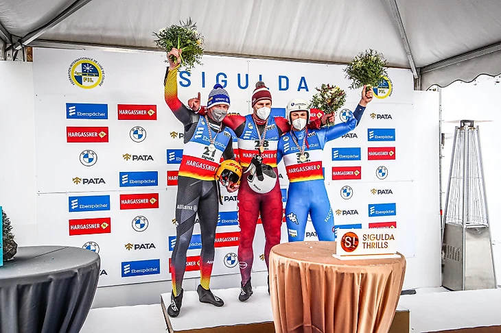 еуноенурек