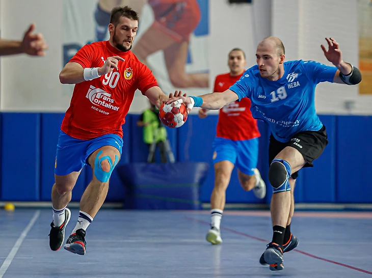 Чемпионат России. Армейские козыри, битые