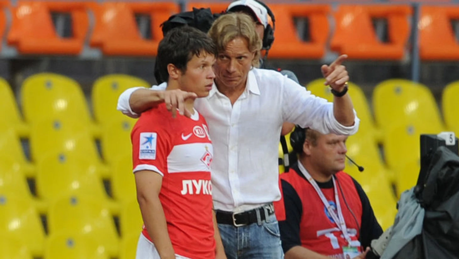 Александр КОЗЛОВ и Валерий КАРПИН. Фото Никита УСПЕНСКИЙ