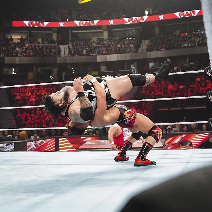 Обзор WWE Monday Night RAW 20.02.2023, изображение №15
