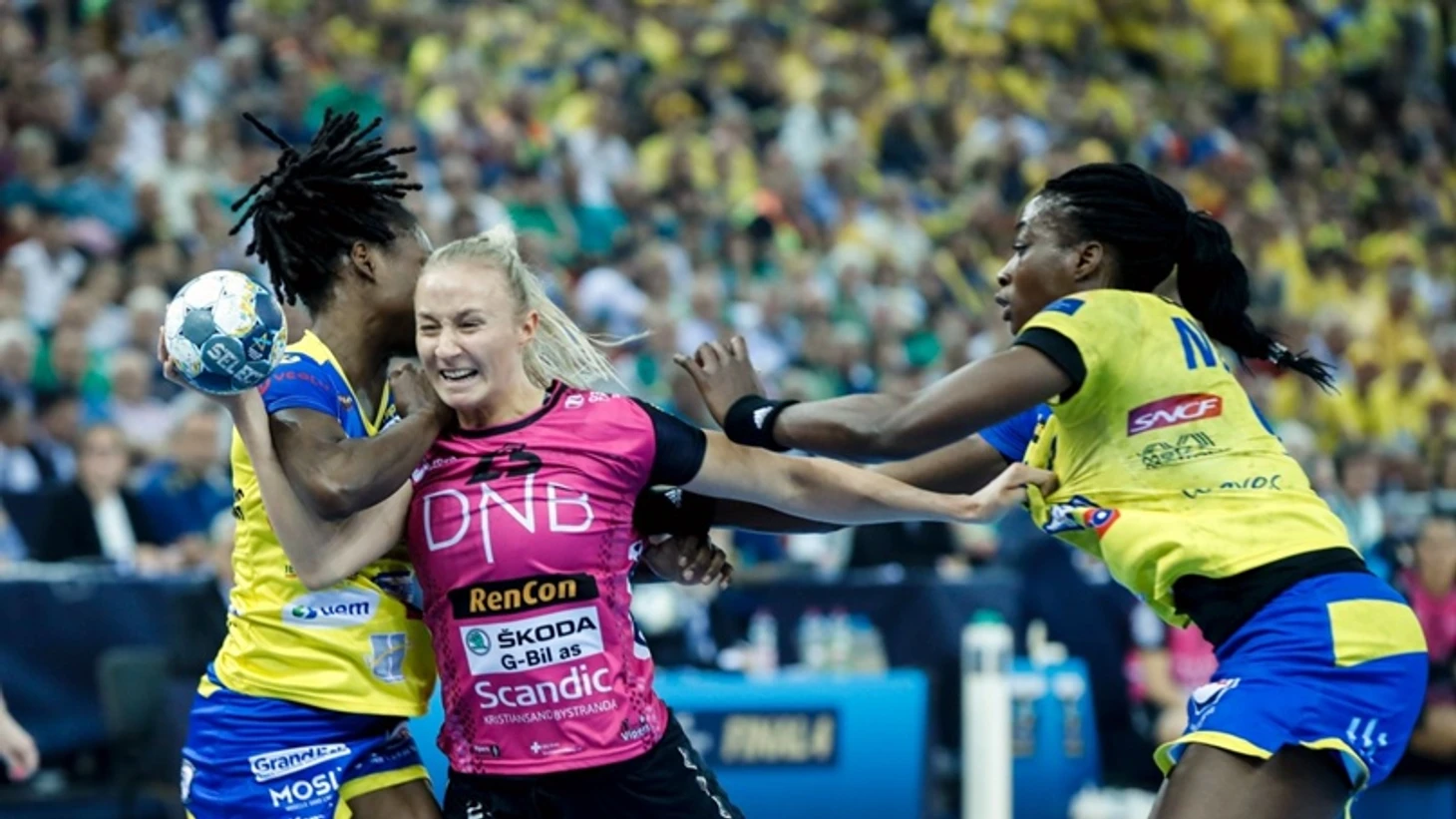 Лига чемпионов. И небывалое возможно. &quout;Гадюки&quout; покусали &quout;Мец&quout;: есть два очка и путевка в плей-офф, изображение №1