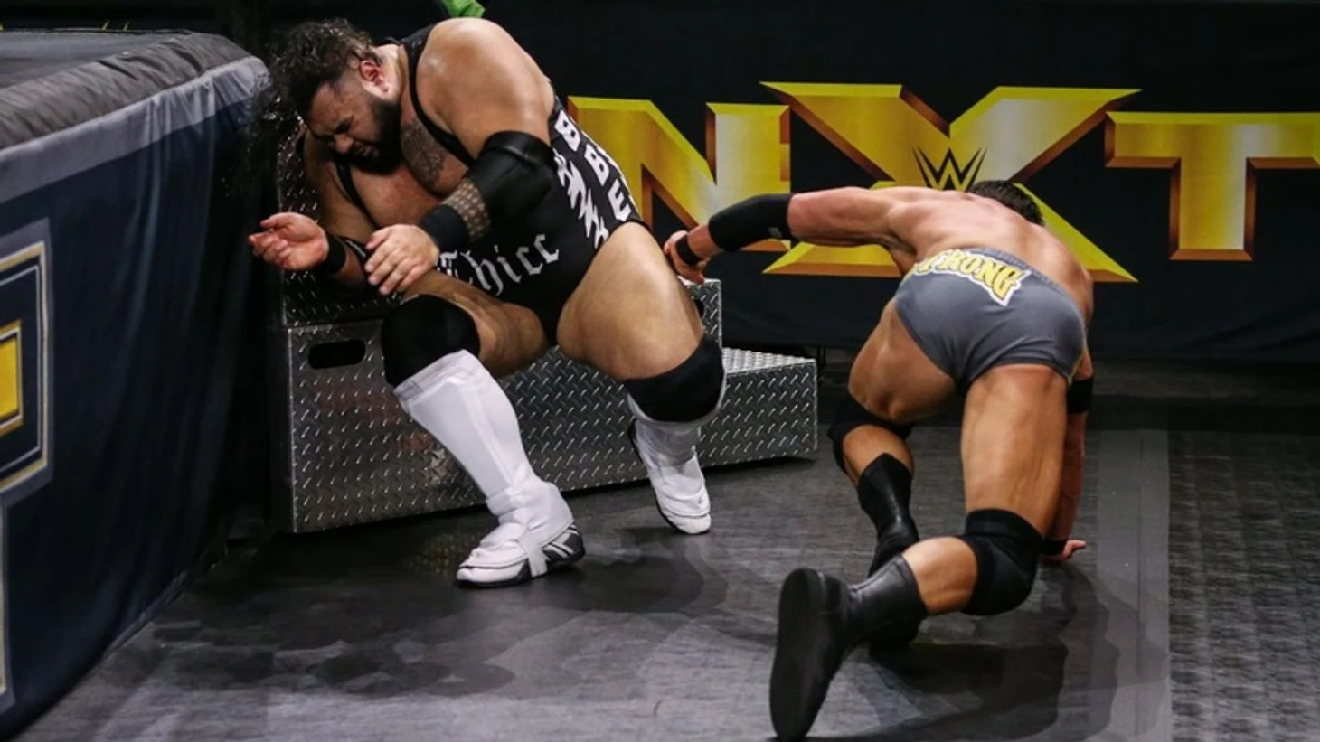 Обзор WWE NXT 12.02.2020, изображение №2
