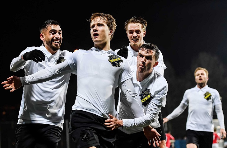 Шведский АИК снова выкатил стильную форму. Уже сыграли в ней в Кубке