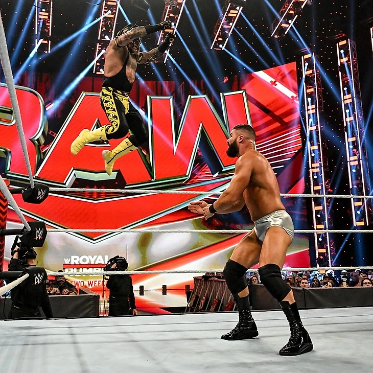 Обзор WWE Monday Night RAW 17.01.2022, изображение №25
