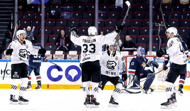 Провал «Металлурга» в позиционной обороне, «Трактор» решил проблему выхода из зоны. Второй матч финала Востока