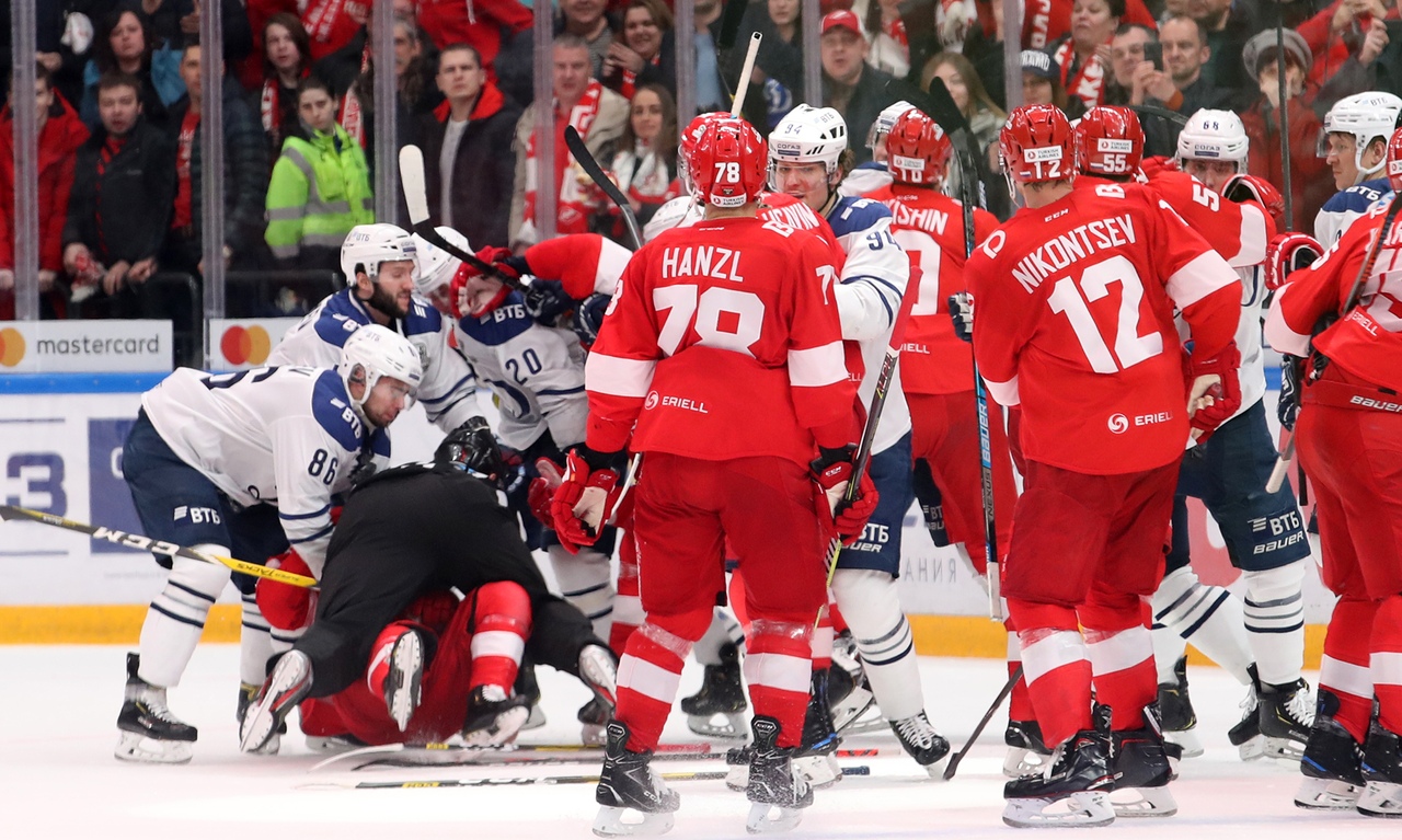 У «Спартака» и «Динамо» снова жара: чуть не подрались команда на команду после матча