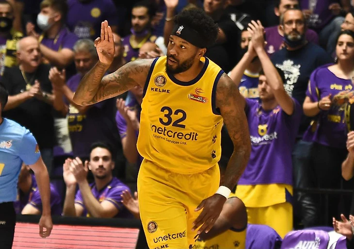 Sports Rabbi's tweet - &quout;Hapoel Holon are Balkan League Champions!  @HapoelHolonBC down Plovdiv 91-75 to take the title. MVP Isaiah Miles!  Congrats @freakyzeke_32 who notched 18p/8r! McGee 20p, Pnini & Sestina 14p